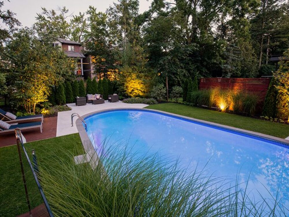 60425a6952cdf324de363346_urban-backyard-pool-design-p-800