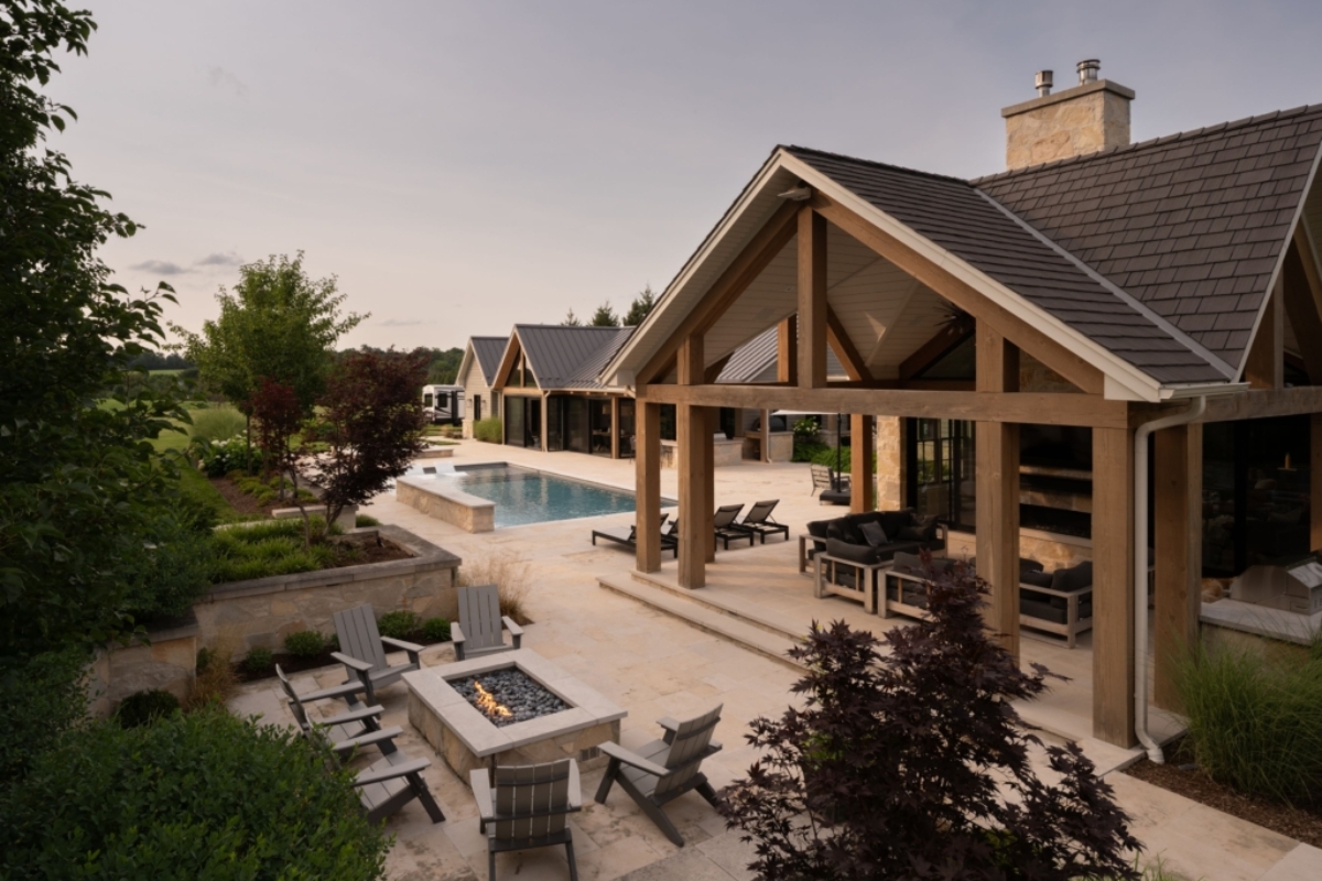 Limestone pool deck, fire pit lounge and timber pavilion Earthscape Landscaping (cover)